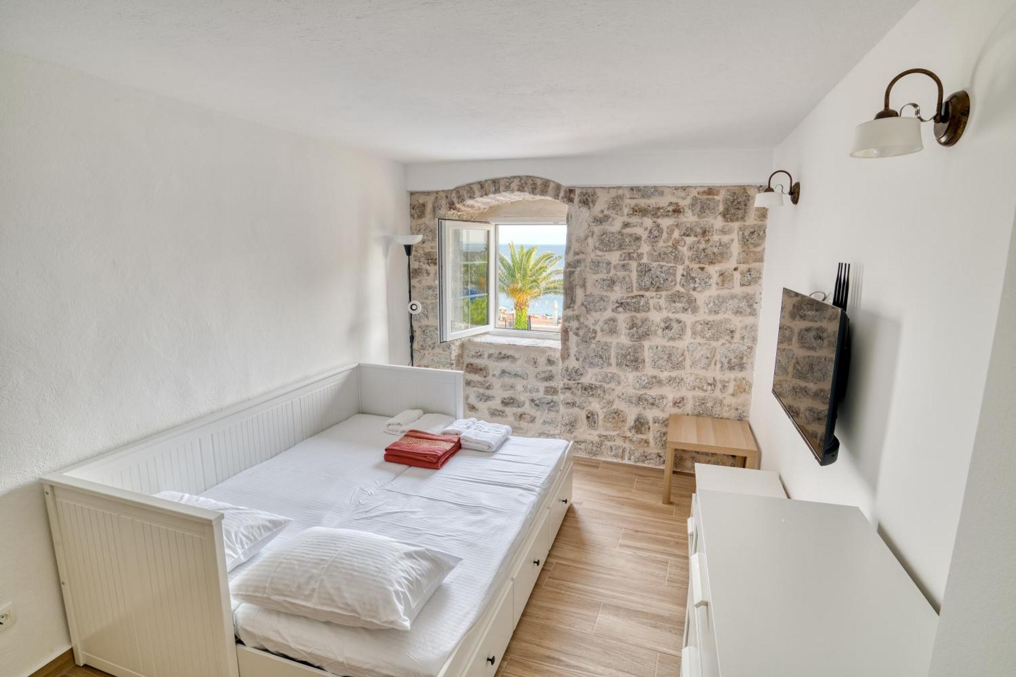 Sm Beach Residence Petrovac Eksteriør bilde