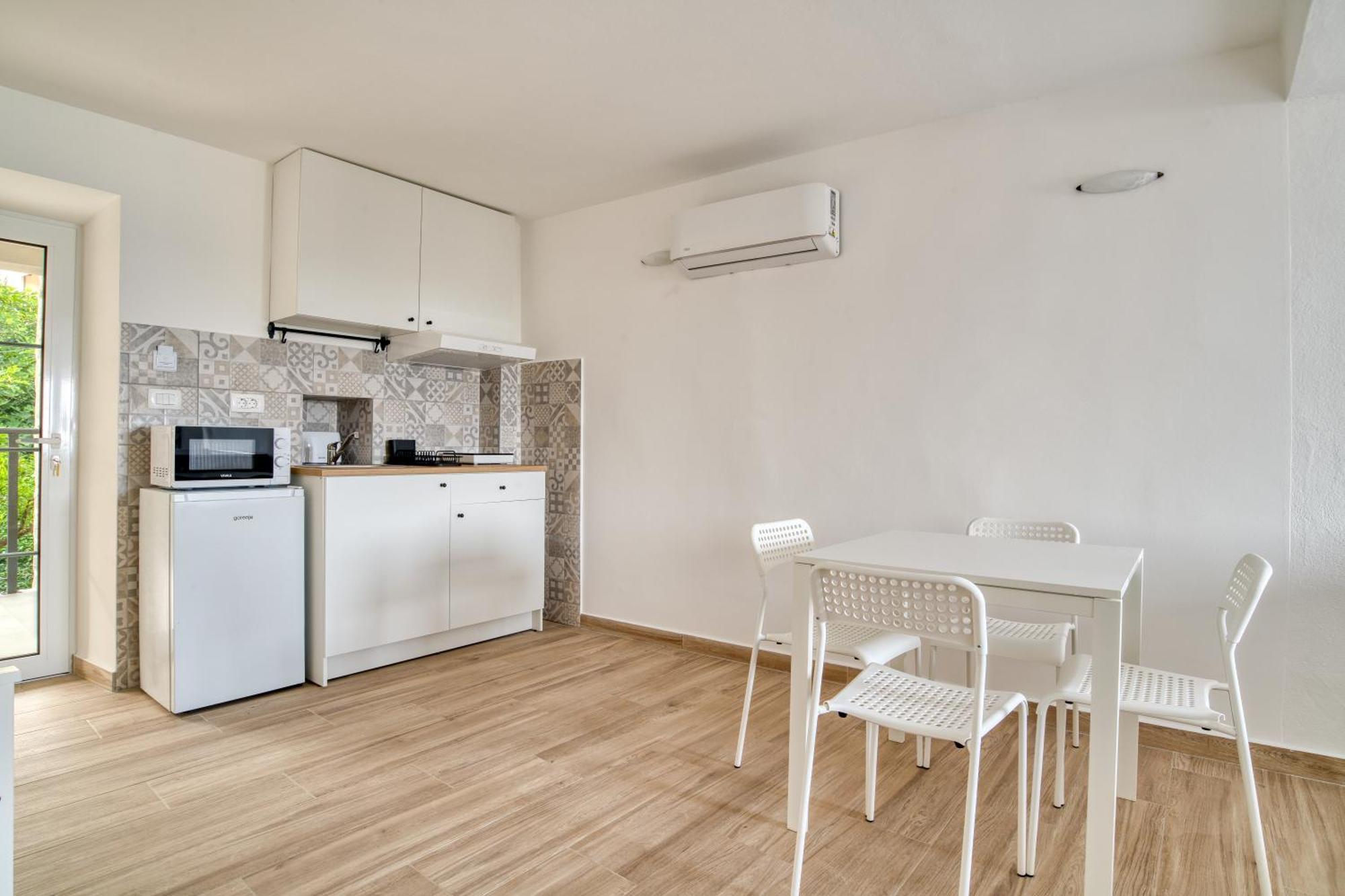 Sm Beach Residence Petrovac Eksteriør bilde
